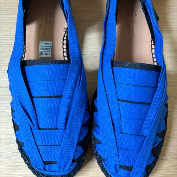 Naguisa Soc Trail Espadrille - Brand New in Box! - Picture 3 of 15